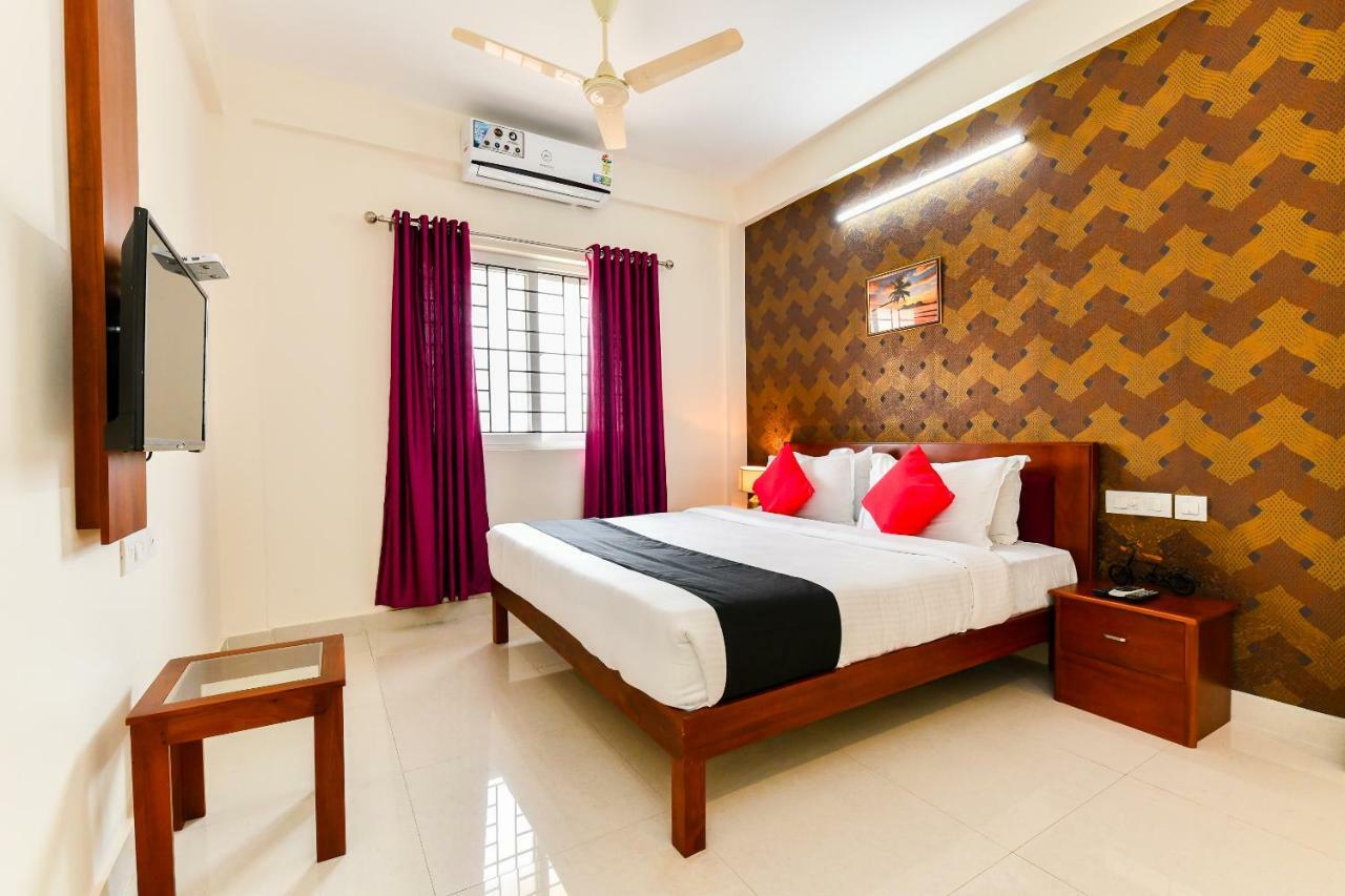 Hotel Hilite Inn Kochi Екстериор снимка
